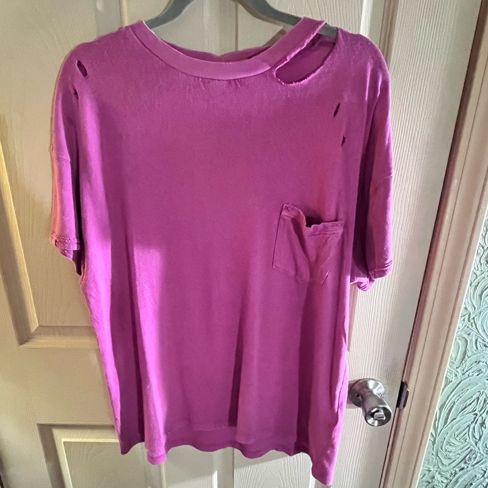Free People pretty pink short sleeved distressed tee